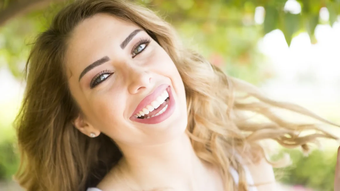 What A Dentist Looks For During An Oral Cancer Screening
